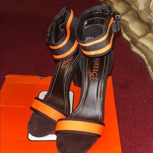 Rouge Helium Black and Orange Strappy Heels